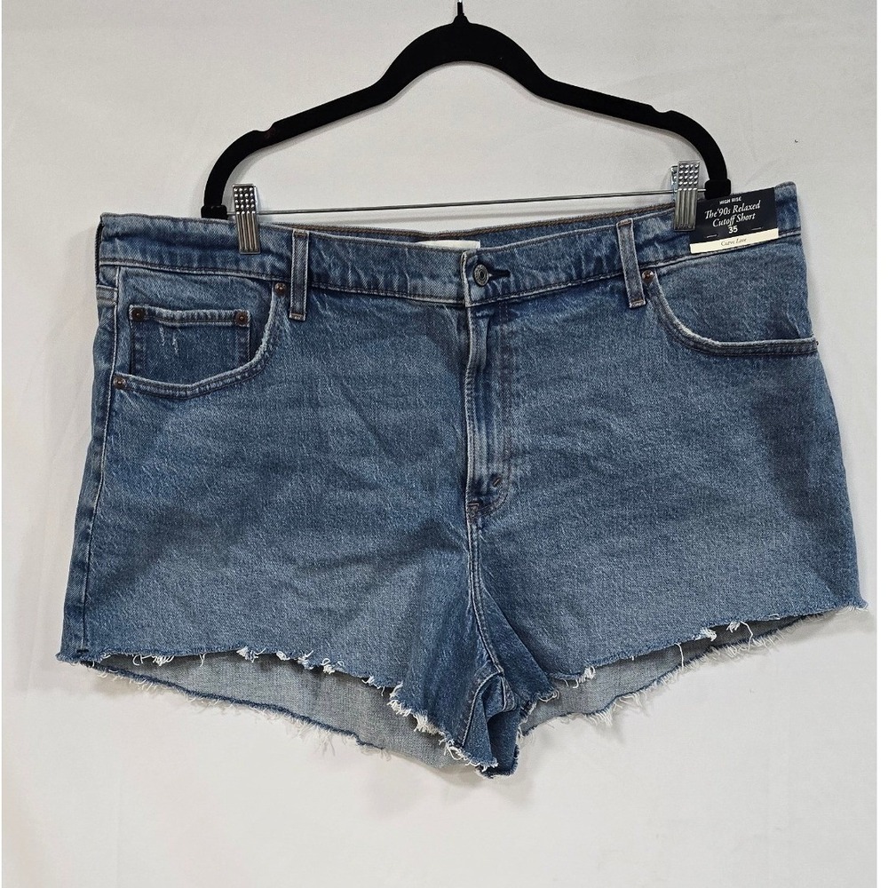 Abercrombie and Fitch women 35 high rise The 90's relaxed cutoff shorts